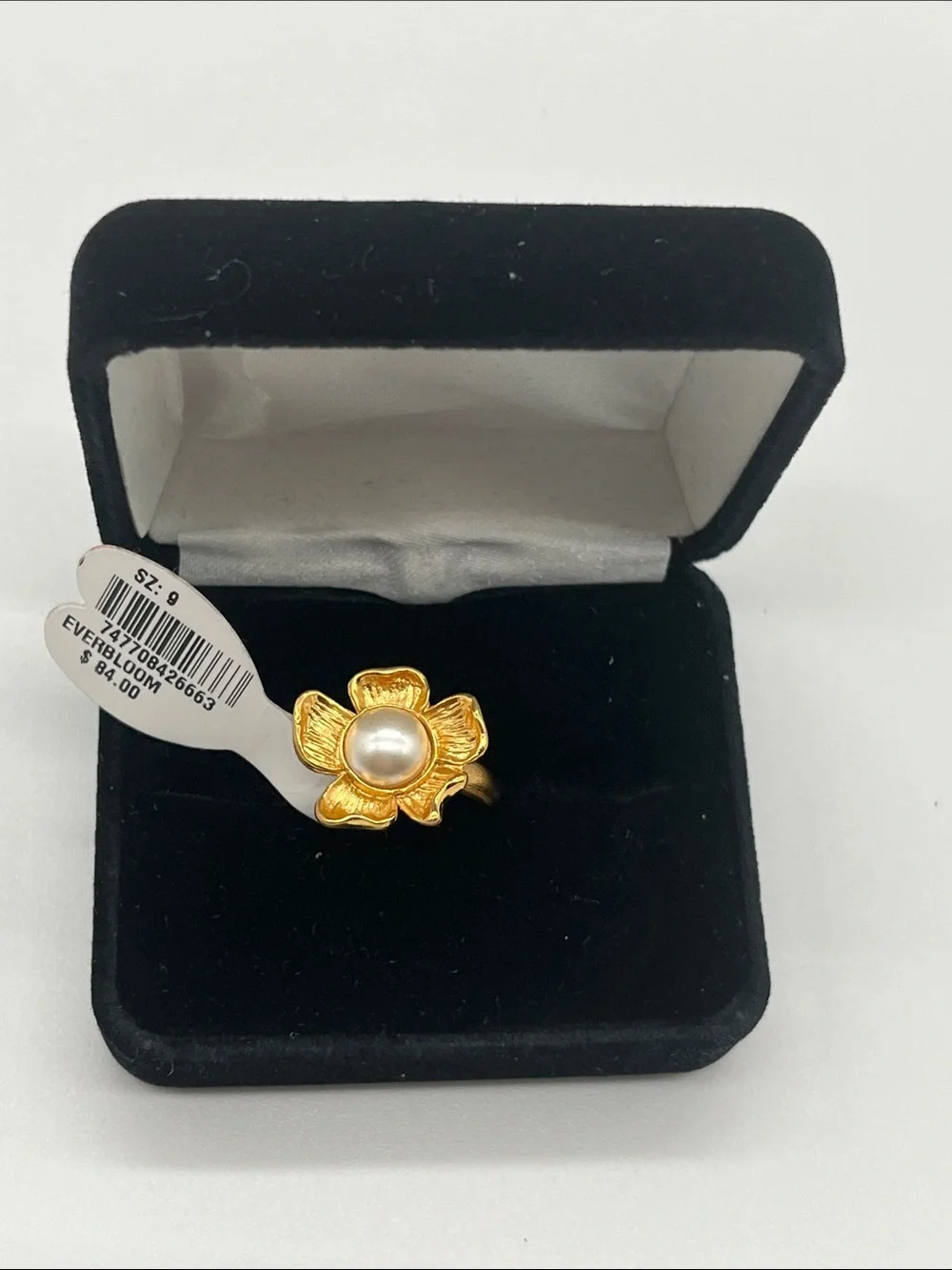 Brighton Everbloom glass pearl ring. Size 9. Gold plated.